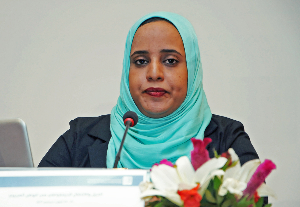 عديلة أحمد تبار: عزوف الشباب عن المشاركة السياسية بالتركيز على جامعة الخرطوم (2005-2017)